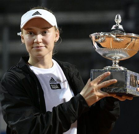 “Elena Rybakina vs. Brenda Fruhvirtova: Predictions for the Roland Garros Match on May 30, 2023”