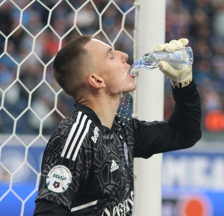 “Orenburg vs. Dynamo: Hosts to play tough and avoid defeat against Smolov and Zakharyan”