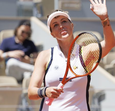 “Carolina Muchova vs Anastasia Pavlyuchenkova: Will the Russian Endure Another Grueling Match?”