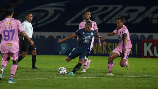Arema vs Persita Tangerang Match