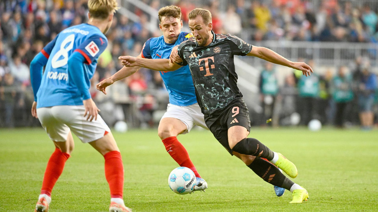 Holstein Kiel vs Borussia Dortmund